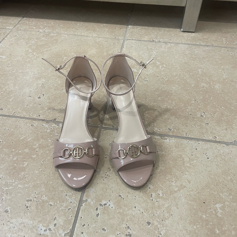 Tommy Hilfiger Women's Nude Heels